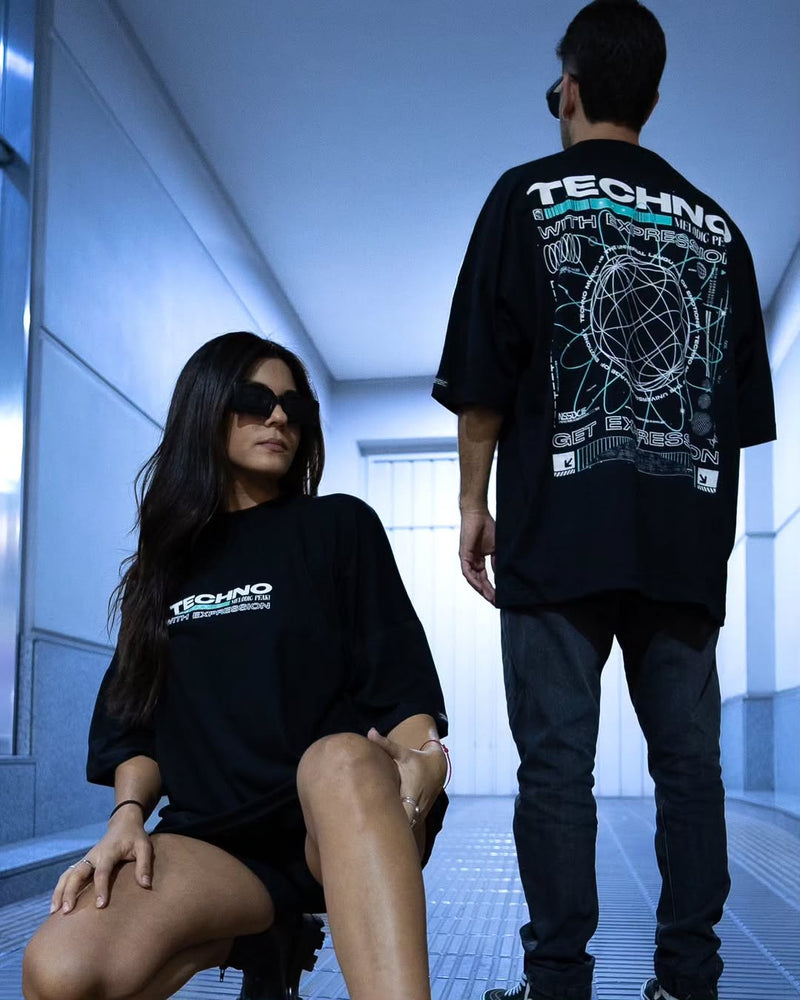 Kanjaraa Melodic Peak With Expression Oversized T-shirt